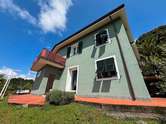 Casa con 6 locali in vendita in La Pieve San Venerio, La Spezia