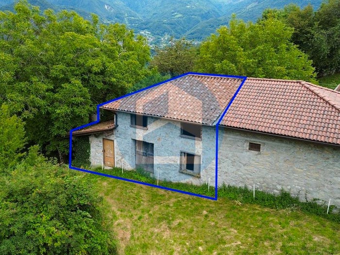 Casa bilocale in vendita in Malegno BS Località Cerreto, Malegno