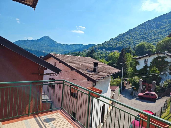 Casa con 5 locali in vendita in Via Armando Diaz, Casasco Intelvi, Centro Valle Intelvi