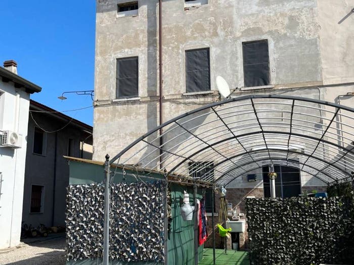 Casa con 6 locali in vendita in Via Daniele Sartori, Centro, Castel d'Ario