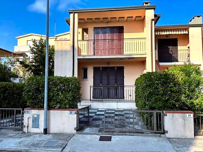 Casa trilocale in vendita in Via Cima Brenta, Lido degli Scacchi Lido di Pomposa, Comacchio