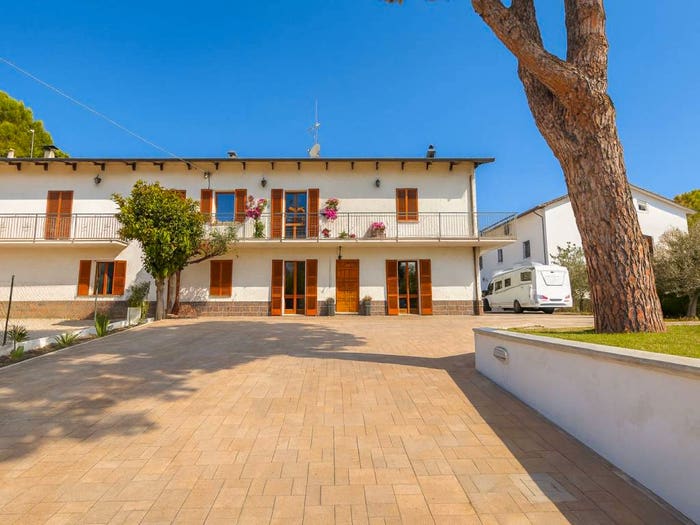 Casa con 6 locali in vendita in Via Roma Asse Sud, Jesi