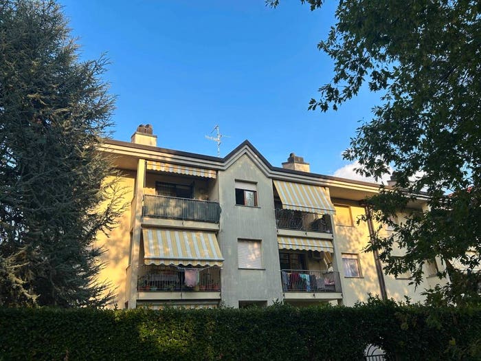 Appartamento trilocale in vendita in Via Castagneto, Cermenate