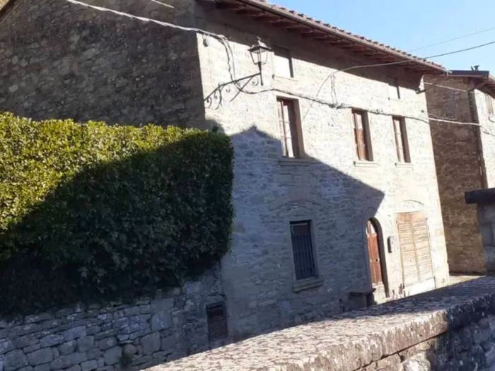 Casa con 6 locali in vendita in Località Rifiglio, Castel San Niccolò