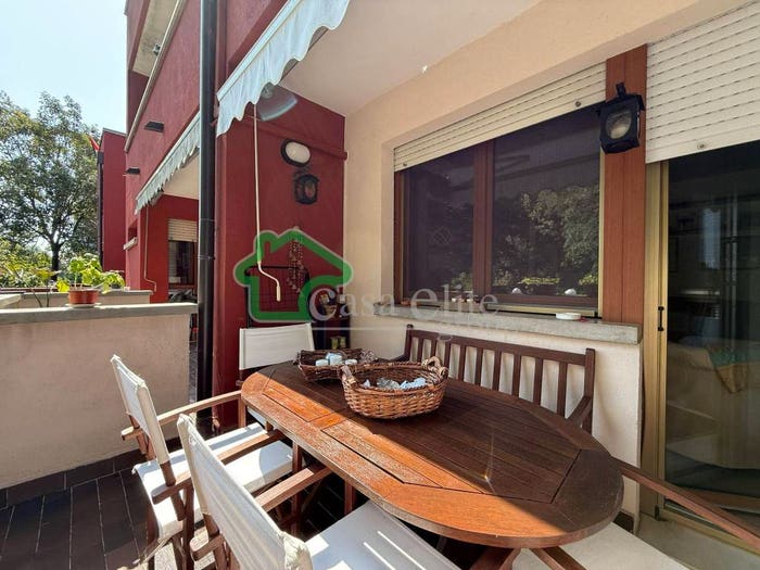 Casa quadrilocale in vendita in Via Giacomo Arrigoni, Città Bassa Laghi, Lodi