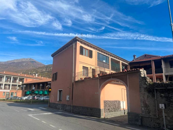 Appartamento con 5 locali in vendita in Via Torino, Centro, Borgofranco d'Ivrea
