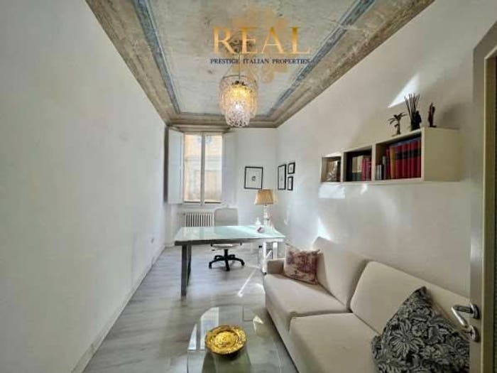 Appartamento quadrilocale in vendita in Tornabuoni, Piazza della Repubblica, Firenze