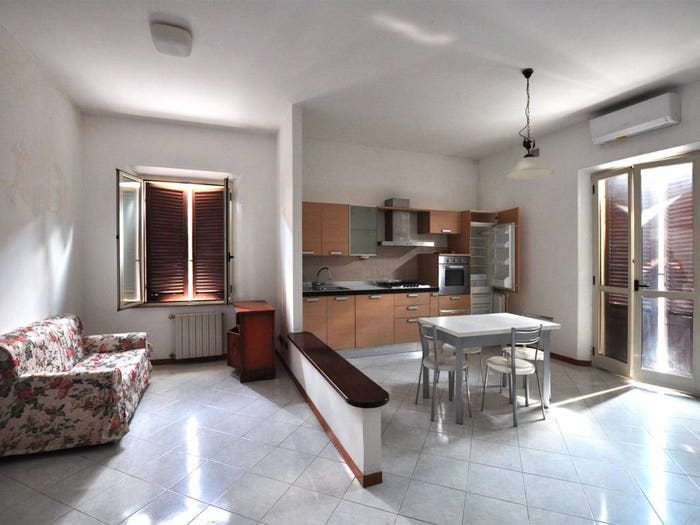 Appartamento con 5 locali in vendita in Gracciano, Montepulciano