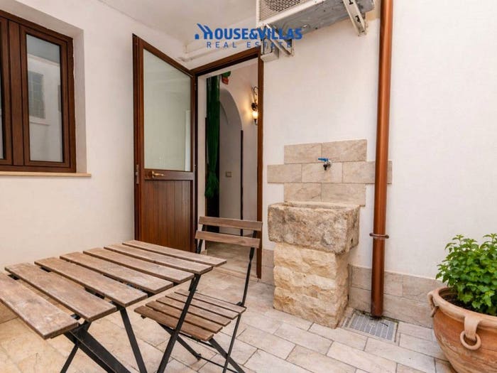Casa bilocale in vendita in Via Ascenzo Mauceri, Centro, Noto