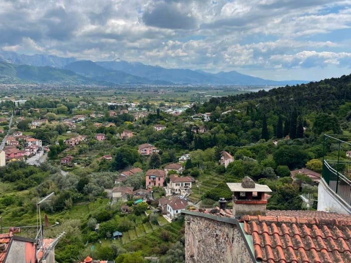 Casa con 5 locali in vendita in Via Mazzini, Centro, Ameglia