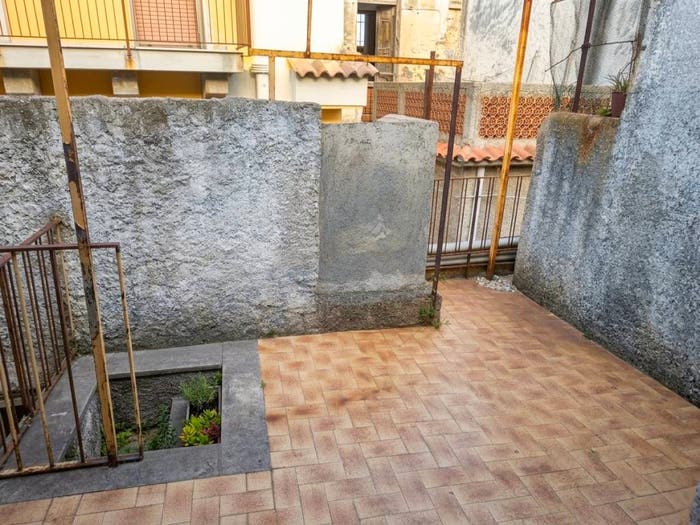 Casa con 5 locali in vendita in Via Mario Rapisardi, Scarcelli, Saponara