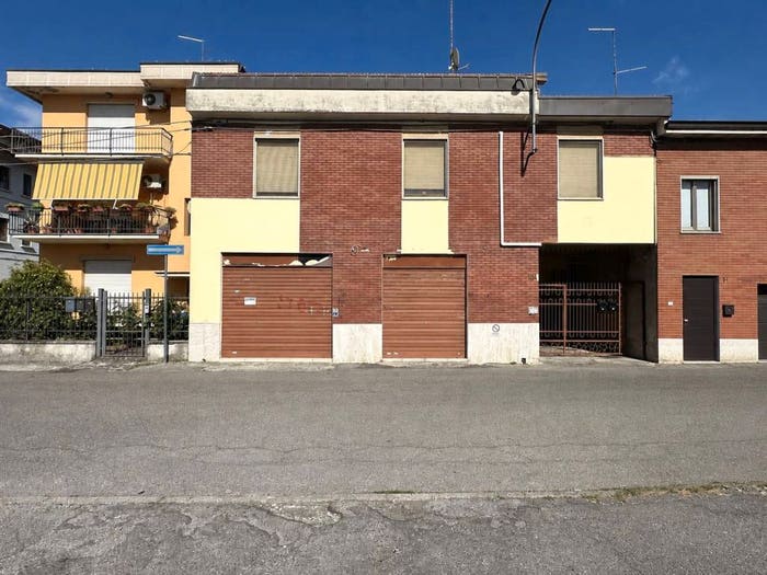 Casa con 5 locali in vendita in Via Umberto Locati, Infrangibile, Piacenza