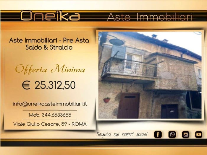 Appartamento trilocale in vendita in Vicolo del Corallo, Centro, Capranica
