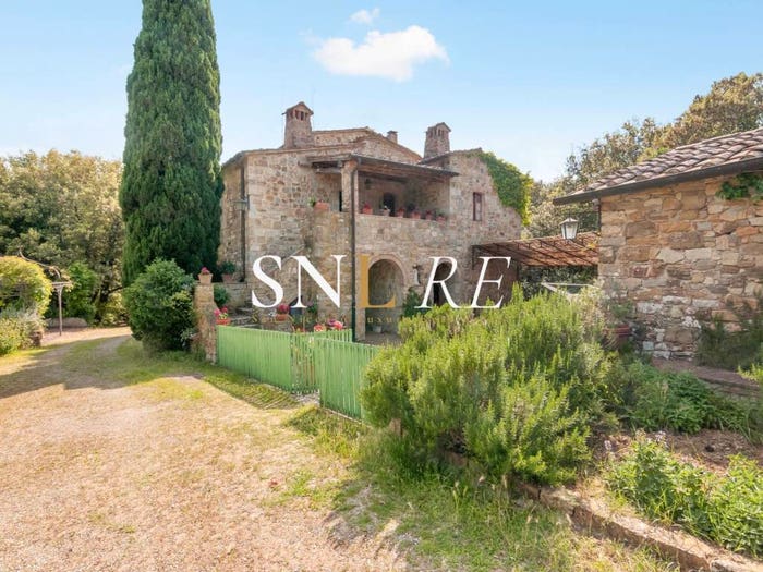 Casa con 6 locali in vendita in Piazza Roma, Centro, Castellina in Chianti