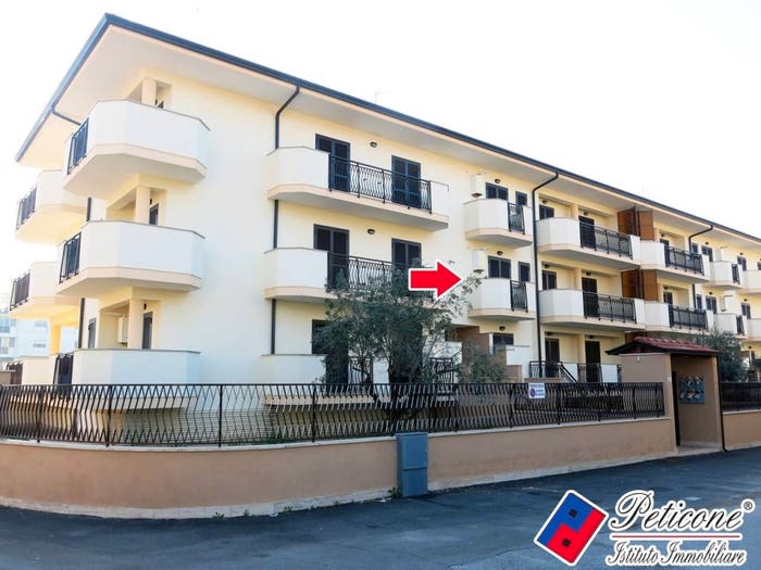 Appartamento con 6 locali in vendita in Via Aldo Moro, Centro, Fondi