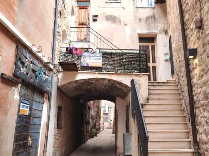 Casa quadrilocale in vendita in Via del Teatro, Bastia, Bastia Umbra