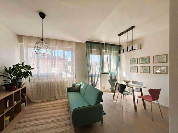 Appartamento trilocale in vendita in Via Arezzo, Marina di Massa Centro, Massa