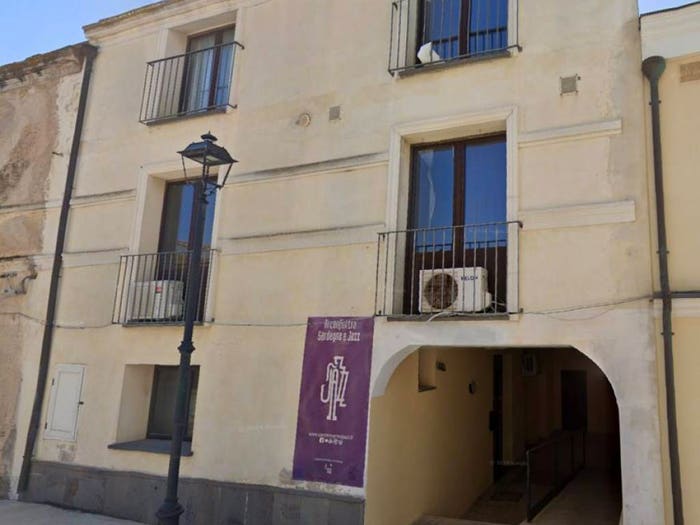 Appartamento bilocale in vendita in Piazza Martiri, Centro, Sant'Anna Arresi