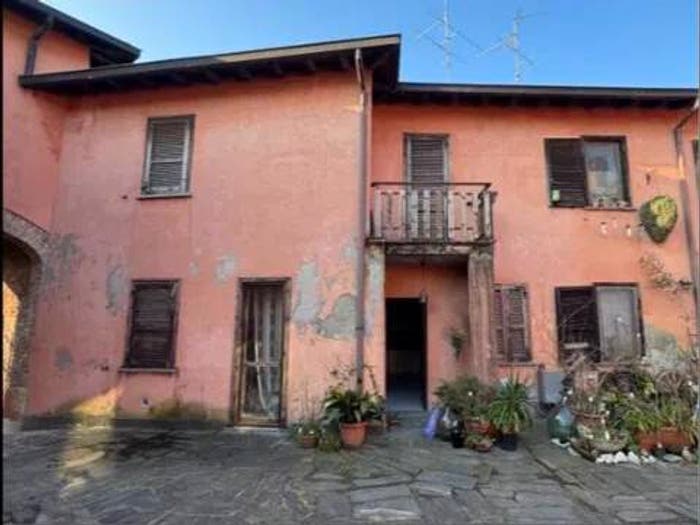 Appartamento trilocale in vendita in Via Novembre, Quartiano, Mulazzano