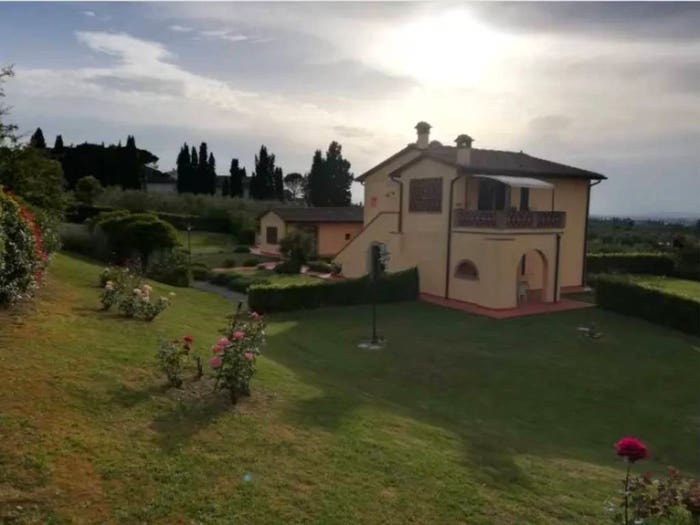 Casa con 6 locali in vendita in Via Gugnani, Cerreto Guidi