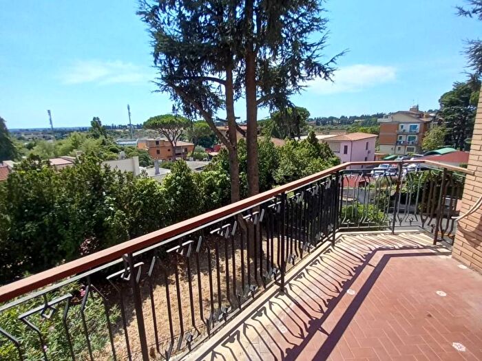 Appartamento con 5 locali in vendita in Via Cassia, La Giustiniana, Roma