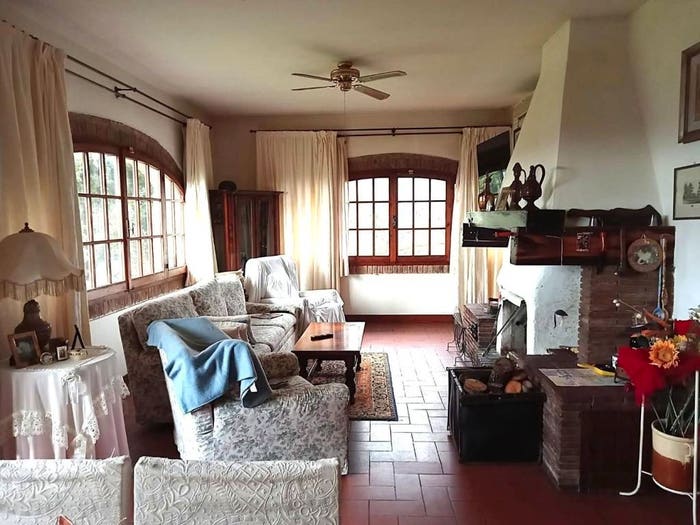 Casa con 6 locali in vendita in Montelupo Fiorentino