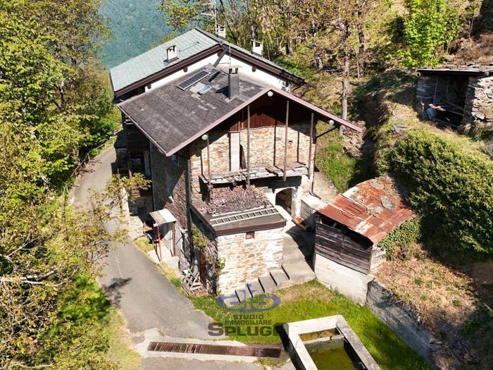 Casa trilocale in vendita in Località Canali, Villa di Tirano
