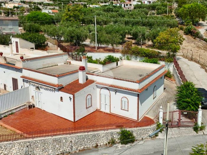 Casa quadrilocale in vendita in Via Madonna Della Libera, Monte Sant'Angelo