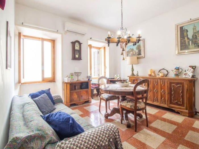 Appartamento trilocale in vendita in Viale risorgimento, Centro, Palombara Sabina