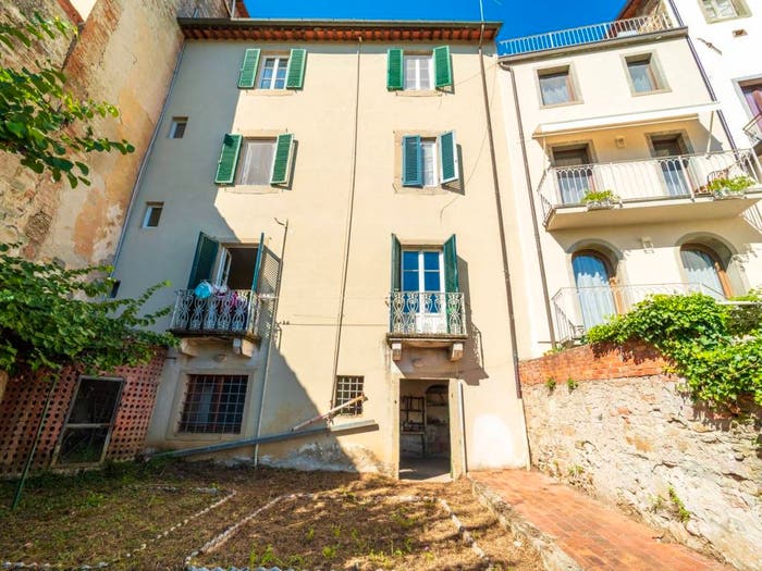 Casa con 6 locali in vendita in Via Francesco Berni, Centro, Bibbiena