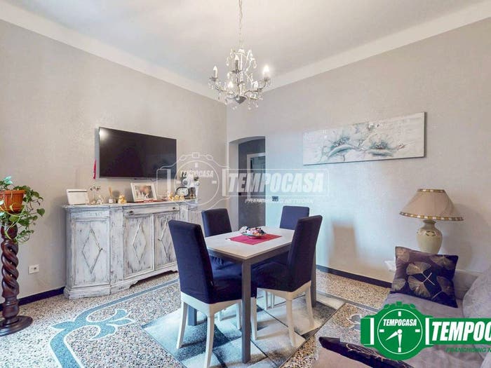 Appartamento quadrilocale in vendita in Via Cavanna, Novi Ligure