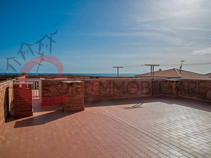 Appartamento trilocale in vendita in Viale Italia, Zona Nuova Pratoranieri, Follonica