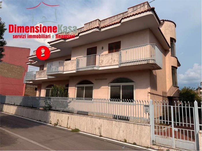 Casa con 6 locali in vendita in via libertà, Centro, Camposano