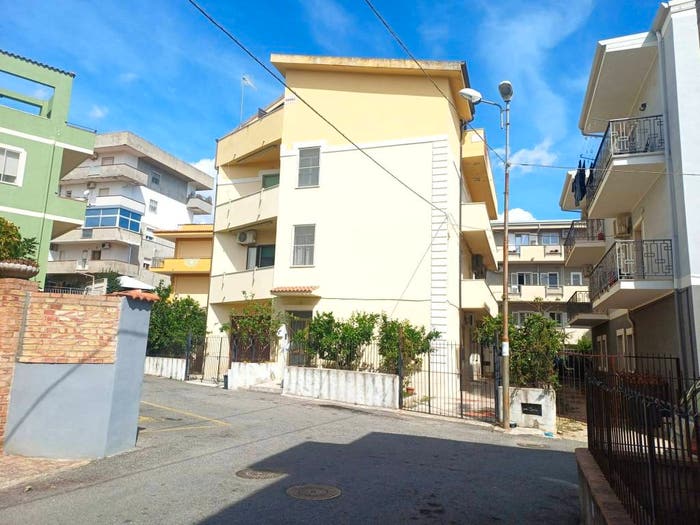 Appartamento trilocale in vendita in Via Ettore Sgro, Soverato Superiore, Soverato