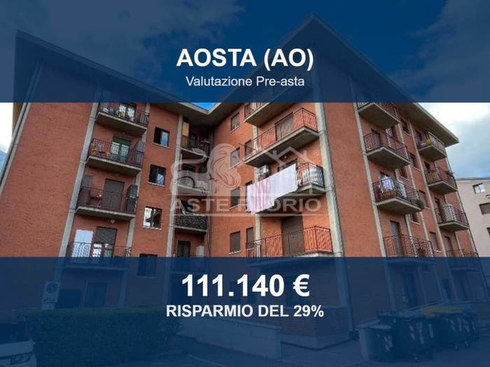 Appartamento quadrilocale in vendita in Via Avondo, Centro, Aosta