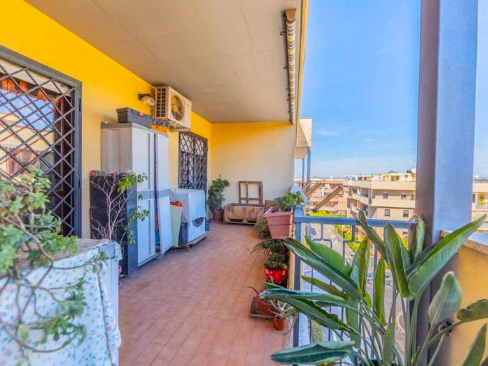 Casa quadrilocale in vendita in via Luca Domenico Capozi, Ponte di Nona, Roma