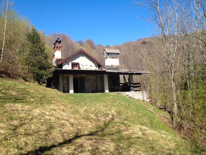 Casa quadrilocale in vendita in Via per Cambiesso, Intragna