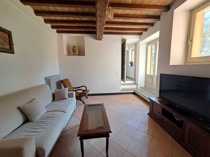 Casa con 6 locali in vendita in Vocabolo Vaccaro, Centro, Montecastrilli