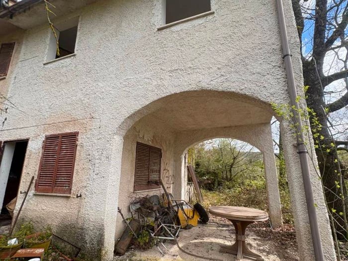 Casa bilocale in vendita in Via San Quirico, Castel Madama