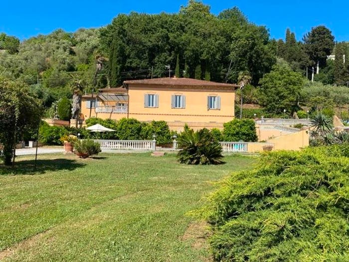 Casa con 6 locali in vendita in Strada Statale dell'Abetone e del Brennero, Porta a Lucca, Pisa