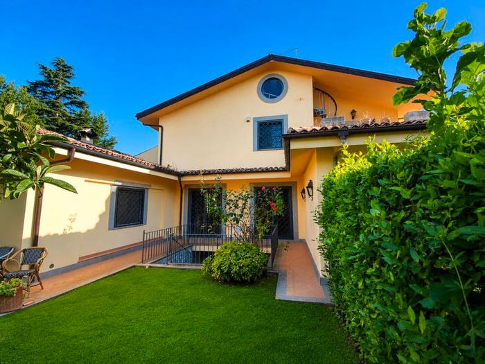 Casa con 6 locali in vendita in Strada C, Olgiata, Roma