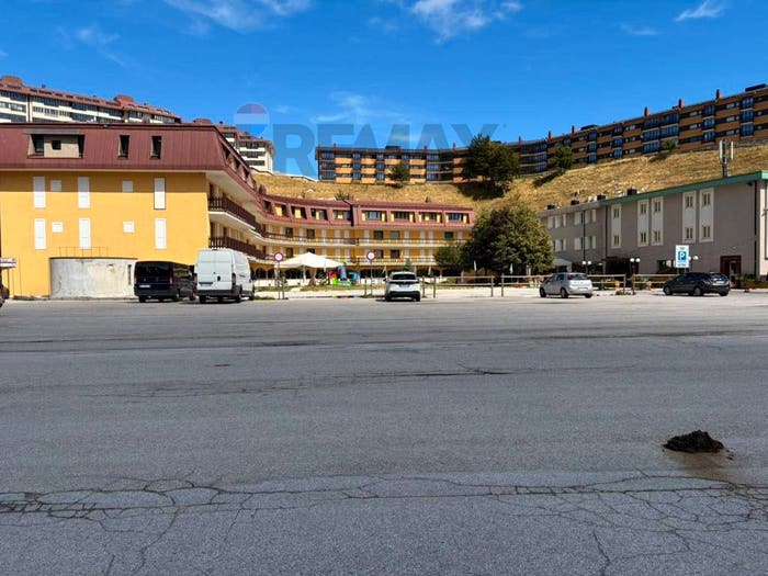 Appartamento trilocale in vendita in Via Castel Belvedere, Centro, San Massimo
