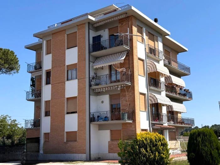Appartamento con 5 locali in vendita in Via di Sinalunga, Foiano della Chiana