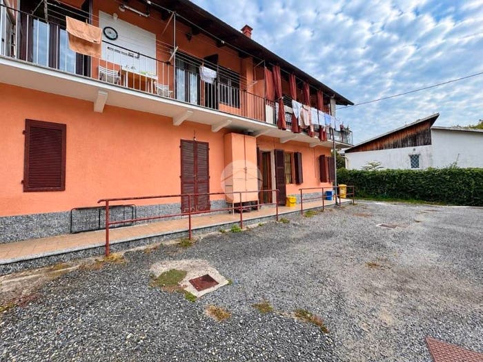 Appartamento bilocale in vendita in Via castello, Montelera, Val della Torre