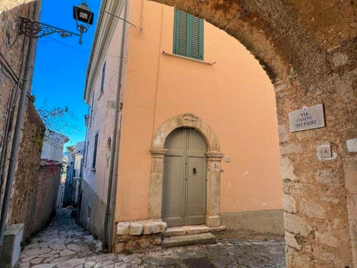 Casa con 5 locali in vendita in Via Campo di Fiori, Centro, Settefrati