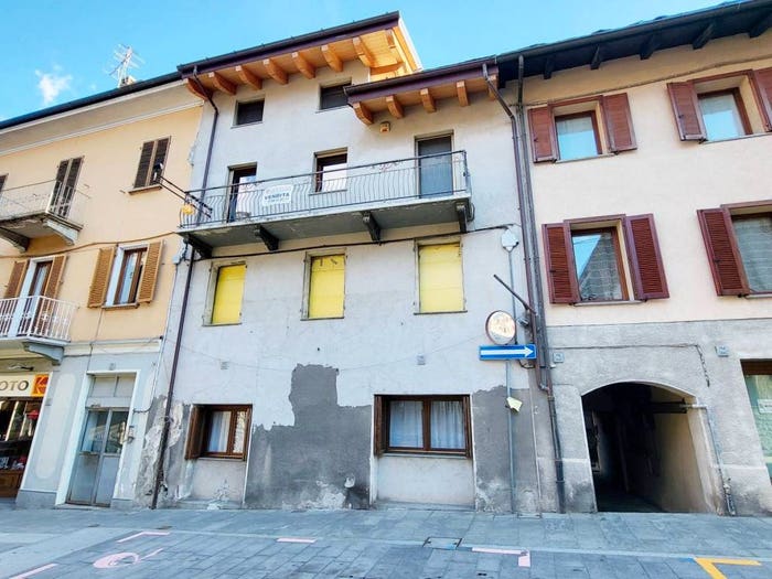 Appartamento con 5 locali in vendita in Via Emile Chanoux, Centro, Chatillon