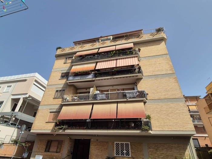 Appartamento trilocale in vendita in Via Giulio Pastore, Centro, Marino