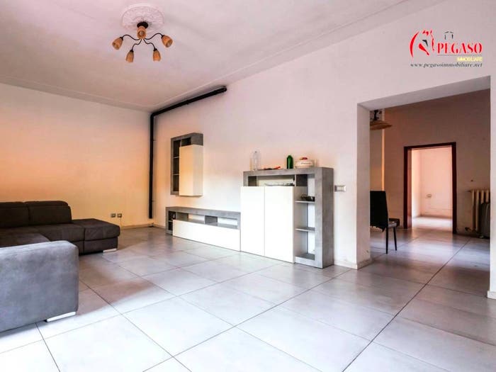 Appartamento quadrilocale in vendita in Via Francesca Vecchia, Santa Lucia, Uzzano