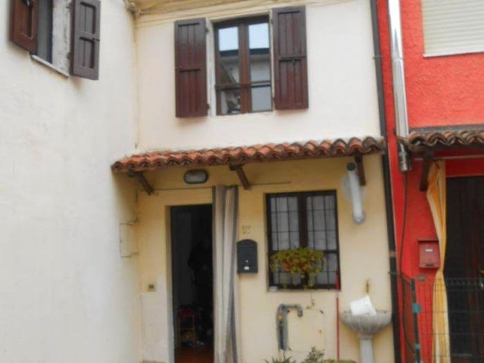 Casa trilocale in vendita in Creta Bruciate, Castel San Giovanni