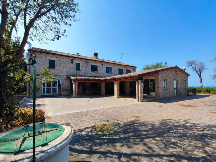 Casa con 6 locali in vendita in Località Belgatto, San Biagio Roncosambaccio, Fano